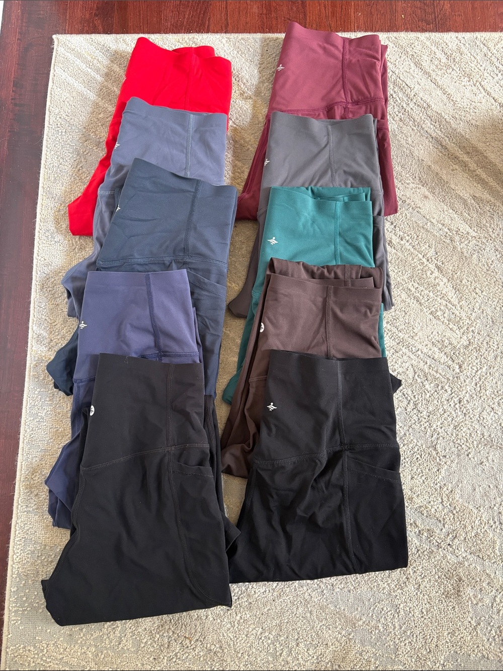 10 pairs Halara UltraSculpt leggings, excellent condition 7/8 length size small